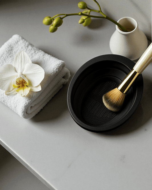 Collapsible Makeup Sponge & Brush Cleaning Bowl – Black - Joyvena