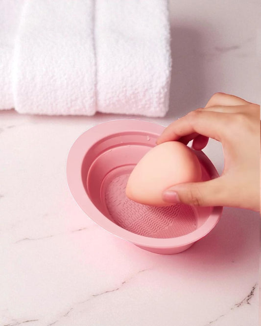 Collapsible Makeup Sponge & Brush Cleaning Bowl – Pink
