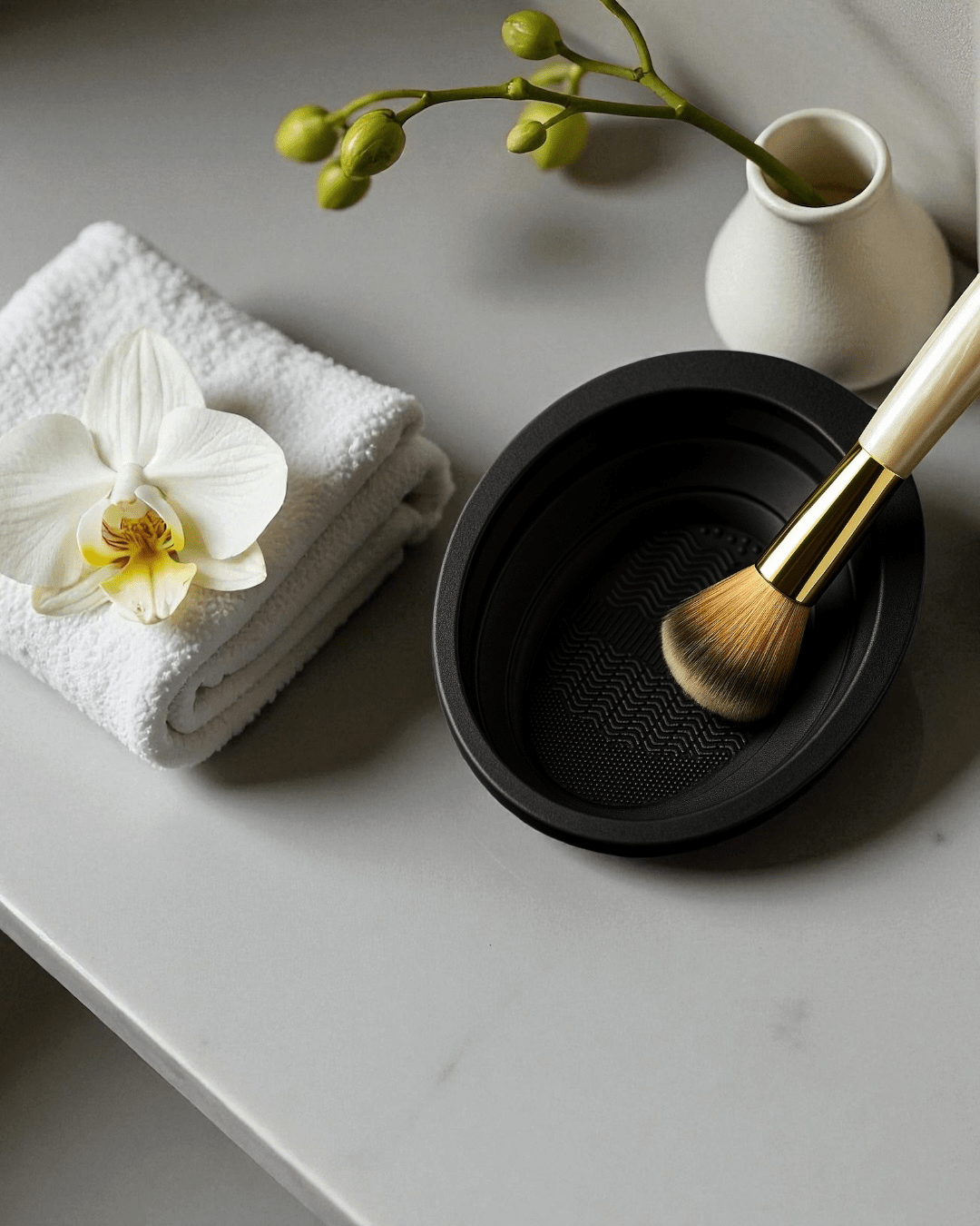 Collapsible Makeup Sponge & Brush Cleaning Bowl – Black - Joyvena